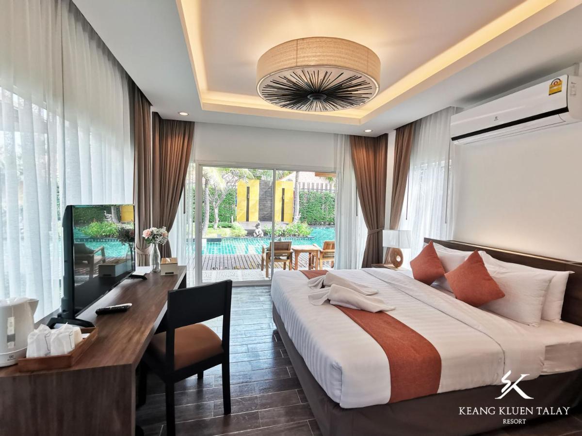 Keang Kluen Talay Resort Haad Chao Samran Exterior photo